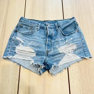 LEVI'S Womens High Rise 501 Shorts blue denim size 32 distressed 90s Y2K grunge